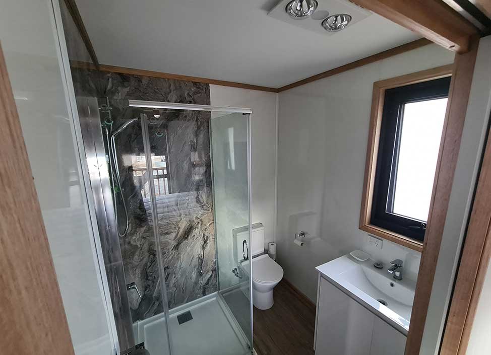 MT Rumney Escapes House 1 Comfort Room