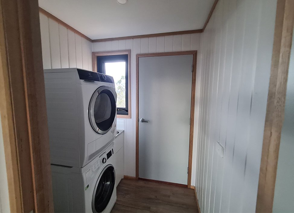 MT Rumney Escapes House 1 Laundry