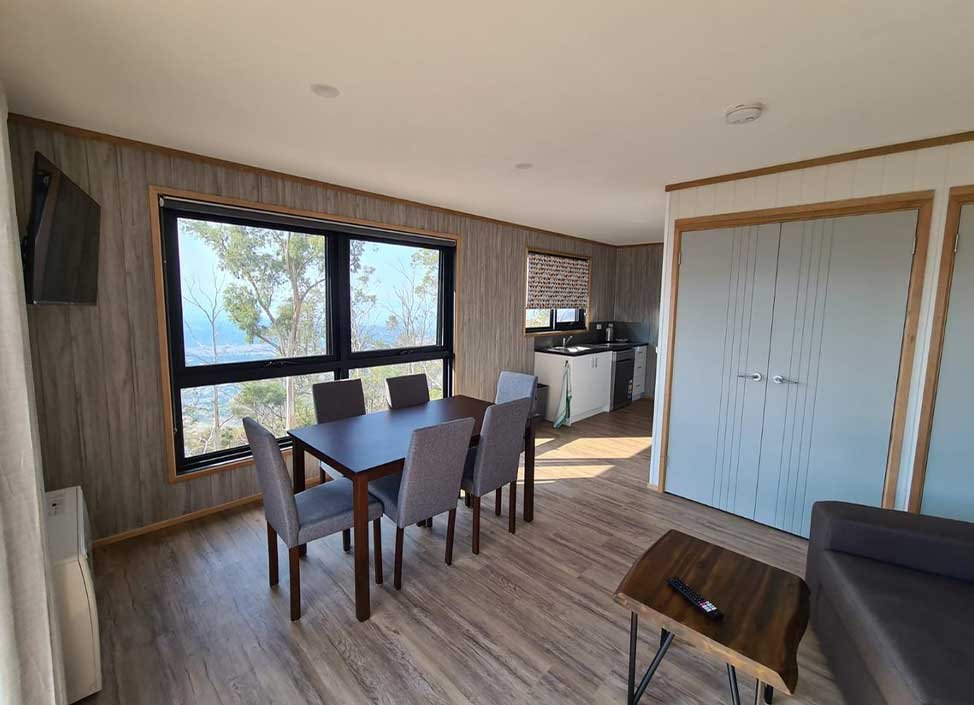 MT Rumney Escapes House 2 Living Room