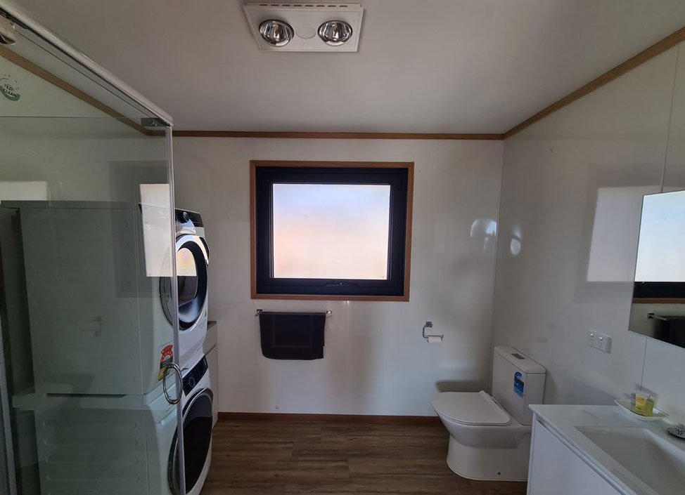 MT Rumney Escapes House 5 Laundry