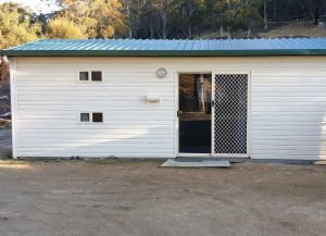 MT Rumney Escapes Horse Haven Front House